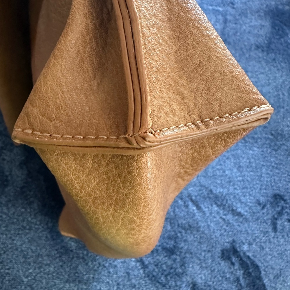 Street Level Brown Tote Bag - Picture 8 of 9